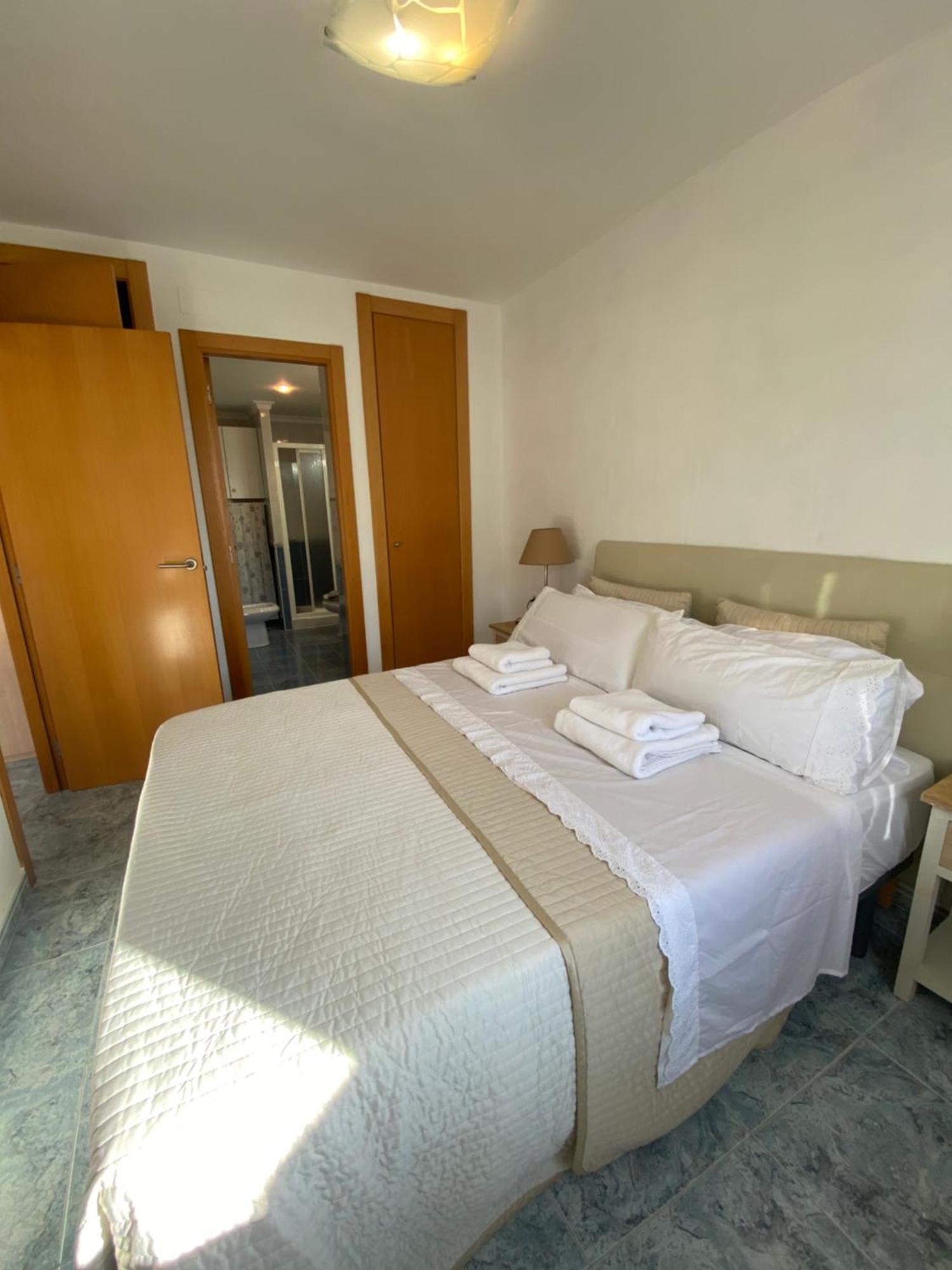 Sea Views Apartments Denia Luaran gambar